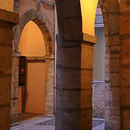 Le Carre Merciere , De Luxe Au Coeur De Lyon, Loft Et Lyon